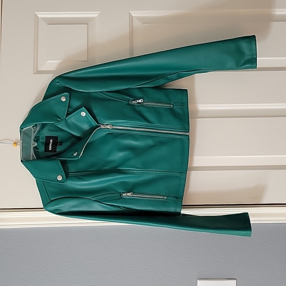 EXPRESS long sleeve zip up crop jacket PVC leather in sea green size small